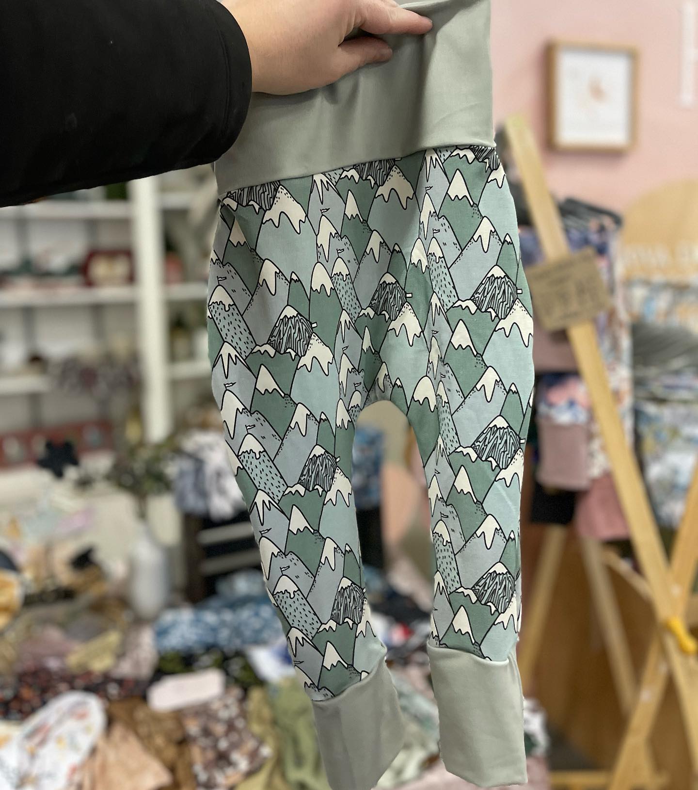 Mint Mountains Grow with Me Pants